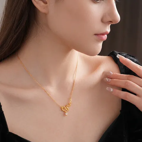 Collana Con Ciondolo A Serpente Rame Placcato Oro Zirconi Eleganti Gioielli Animali Per Donna Moda Minimalista Regalo Chic