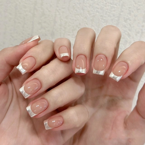 French Style Press On Nails Silver Tips Nude Pink Glossy Square Round Artificial Nails For Women Chic Fashion False Nails
