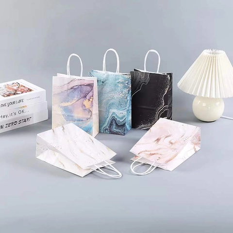 Marble Texture Kraft Paper Gift Bags With Handles Elegant Gold Foil Accents For Party Holiday Birthday Celebrations