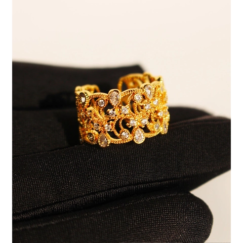 Anello Regolabile Vintage Stile Di Corte Pizzo Floreale Traforato In Ottone Placcato Oro Con Zirconia Gioielli Romantici Retro Donna