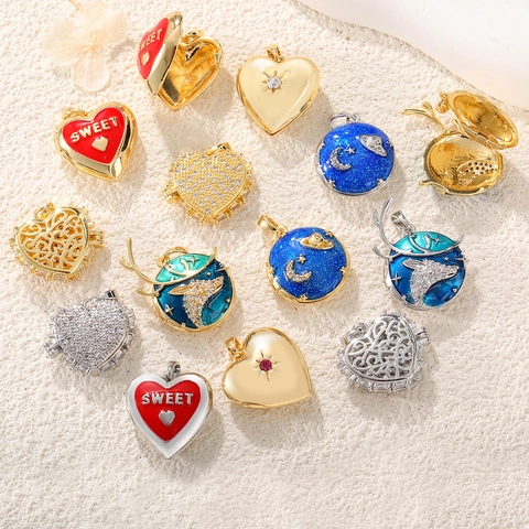 Heart Locket Necklace Copper Pendant Openable Photo Frame Moon Star Reindeer Enamel Zircon Jewelry For Women Fashion Gift