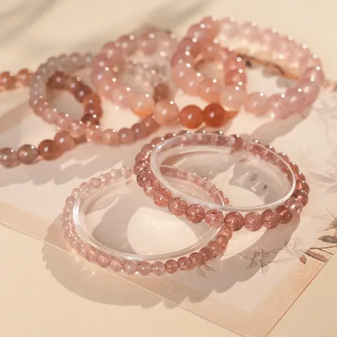 Natural Strawberry Quartz Round Bead Bracelet Niche High End Sweet Fashion Women Bestie Gift Elegant Hand Accessories