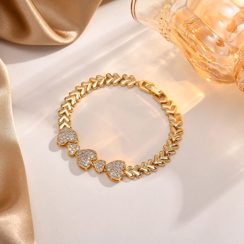 Elegante Bracciale In Rame Placcato Oro Con Zirconi AAA In Stili Cuore E Foglia Di Infinito Per Donna