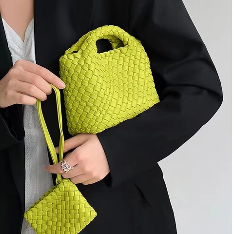 Borsa A Secchiello Intrecciata A Mano In Pelle PU Da Donna Mini Borsa A Tracolla E A Mano Con Catena Retro Elegante Versatile