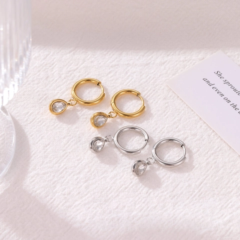 Teardrop Zirkonia Huggie Hoop Oorbellen Roestvrij Staal Vacuüm Verguld Elegante Esthetische Sieraden Voor Vrouwen