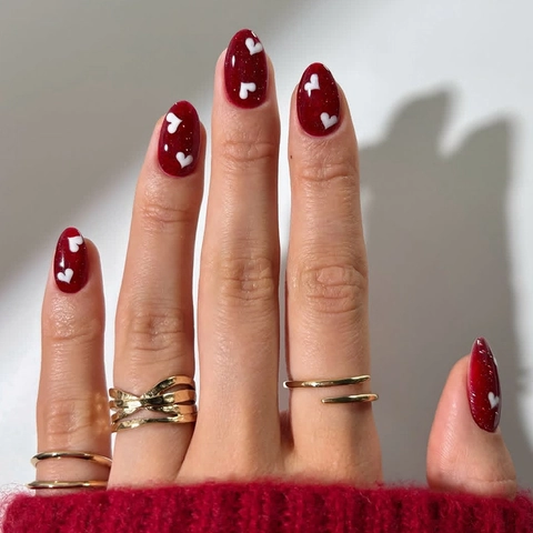 Red Cat Eye Press On Nails With White Heart Design Almond Shape Glossy Plastic Artificial Fingernails French Style