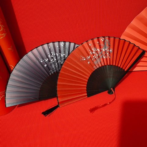 Traditioneller Chinesischer Faltfächer Satinnstoff Bambusrippen Mit Quaste Vintage Handfächer Dekorativ Elegant