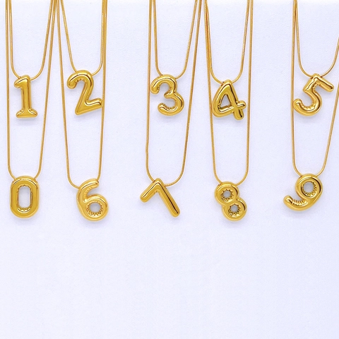 Collier Pendentif Nombre de Ballon en Acier Inoxydable Minimaliste Plaqué Or 3D Puffy Chaîne Serpent Bijoux pour Femmes