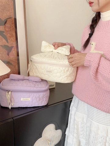 Gesteppte Baumwolle Kosmetiktasche Blumenmuster Große Kapazität Reise-Organizer Mit Schleifengriff Süßer Stil Für Damen