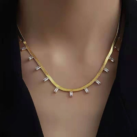 Schlangenkette Edelstahl Baguette Zirkonia Fransen Anhänger Halskette Street Style Retro Schmuck Für Damen