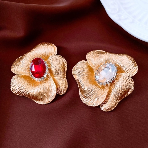 Spille Vintage Da Donna Placcate In Oro Perla Artificial Zircone Farfalla Fiore Forma Animale Accessori Per Abiti Eleganti Lusso