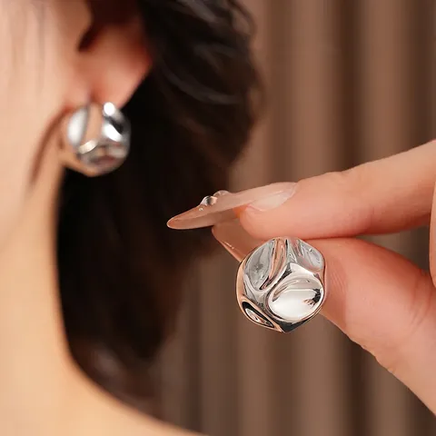 Orecchini A Lobo Geometrici Irregolari Con Perno In Argento Rame Texture Metallo Liquido Minimalista Avanguardia Per Donne