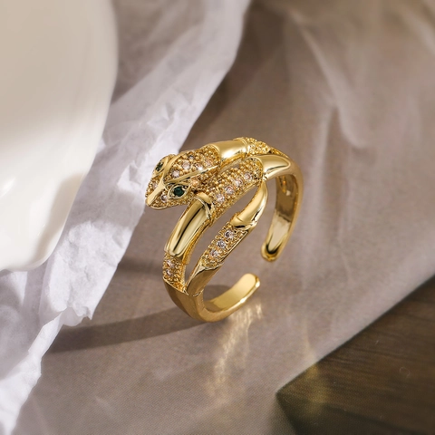 Vintage Snake Shape Open Ring Copper 18K Gold Plated Zircon Green Gemstone Adjustable Fashion Jewelry For Women