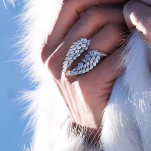 Adjustable Copper Ring Wings Design Full Zircon Inlay Elegant Fashion Jewelry For Women Open Finger Band