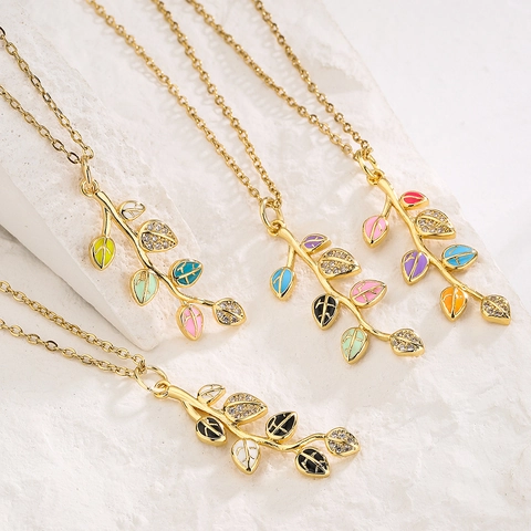 Collana Pendente Ramo Di Foglia Rame Placcato Oro Smalto Colorato Zirconia Elegante Stile INS Gioielli Donna