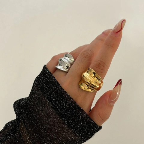 Anello in Acciaio Inossidabile a Onde Minimalista per Donna Edgy Esagerato Liscio Ampio Irregolare Anello a Fascia Gioielli Moda