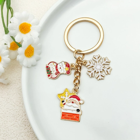 Porte-Clés de Noël en Alliage Émail Strass Père Noël Bonhomme de Neige Arbre de Noël Pour Femmes Décor de Sac Cadeau