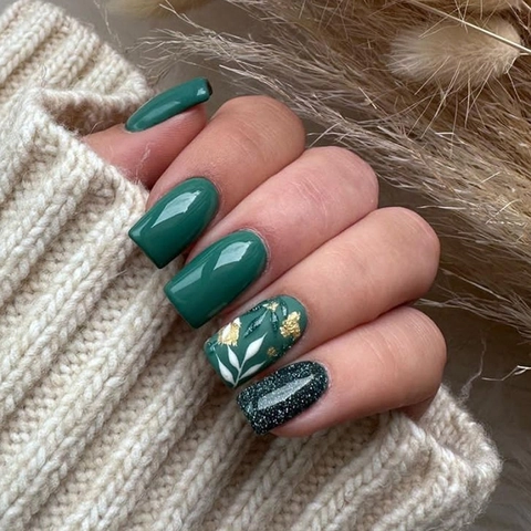 Unghie Finte Press On Verde Scuro Smeraldo Foglia Oro Glitter Quadrate Unghie Artificiali Lucide Eleganti Moda