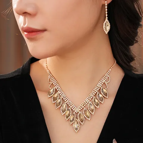Elegante Collana E Orecchini In Ferro Con Strass Taglio Marquise Gioielli Vintage Per Matrimoni E Banchetti