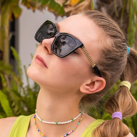 Occhiali Da Sole Occhio Di Gatto Montatura Grande Catena Di Metallo Asta Protezione UV400 Retrò Punk Moda Per Uomini Donne