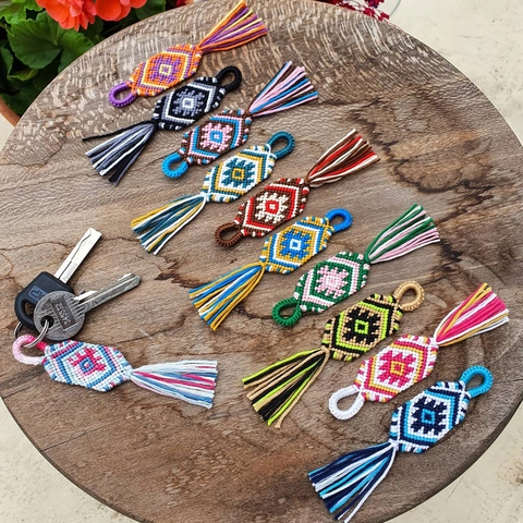 Portachiavi Pendente In Filo Di Cotone Intrecciato A Mano Boho Etnico Motivo Geometrico Diamante Con Nappa Accessorio