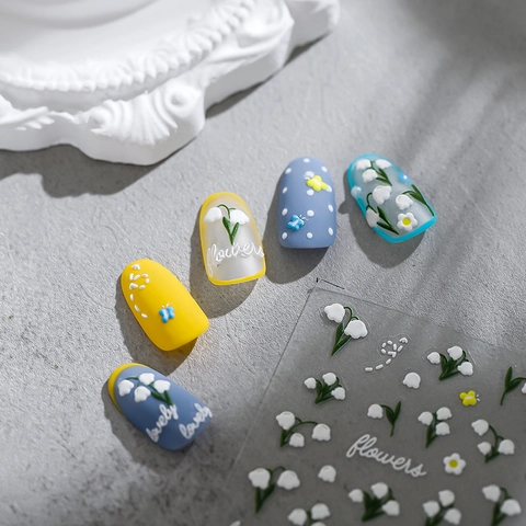 Autocollants D'Art D'Ongles 5D Gaufrés Muguet Marguerite Papillon Autocollants De Manucure Florale Élégante
