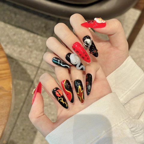 Uñas Postizas Hechas a Mano Pintadas a Mano Rojo Negro Gótico Chino Stiletto Decoración 3D Serpiente Dragón Halloween Arte