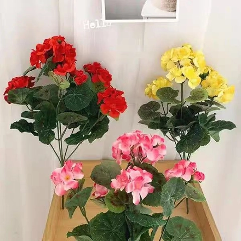 Artificial Geranium Flowers Satin Cloth Faux Floral Arrangement Green Leaves Home Wedding Garden Decor Lifelike Aesthetic