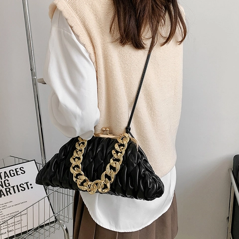 Women Pleated PU Leather Cloud Bag Chic Shell Shape Crossbody Handbag With Chunky Gold Chain Fashion Daily Pouch