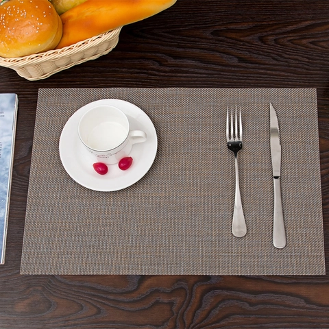 PVC Woven Placemats Heat Resistant Non-Slip Waterproof Solid Color Rectangular Table Mats For Kitchen Dining Room