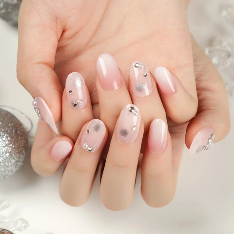 Pink Gradient Press On Nails Silver Snowflake Rhinestones Artificial Pearls Christmas Winter Theme French Style False Nails