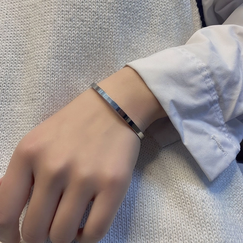 Minimalist Titanium Stainless Steel Bangle Bracelet For Women Men Polished Brushed Fashion Jewelry Unisex Cuff Bangle