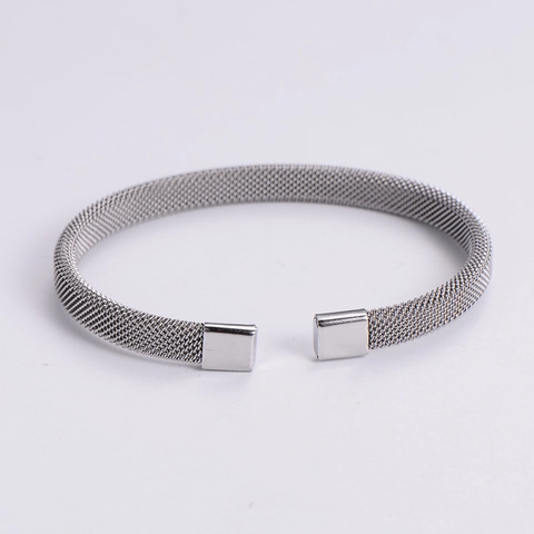Bracciale Rigido A Maglia In Acciaio Inossidabile Placcato Oro 18K Aperto Regolabile Filo Intrecciato Gioielli Di Moda Minimalisti Da Donna