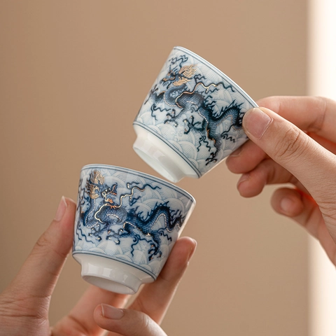 Taza De Té De Porcelana Azul Y Blanca Tradicional China Con Patrón De Dragón Con Incrustaciones De Oro Cerámica