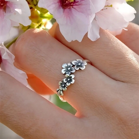 Vintage Floral Cherry Blossom Flower Ring Copper Antique Silver Finish Oxidized Design Jewelry For Women Bridesmaid Gift