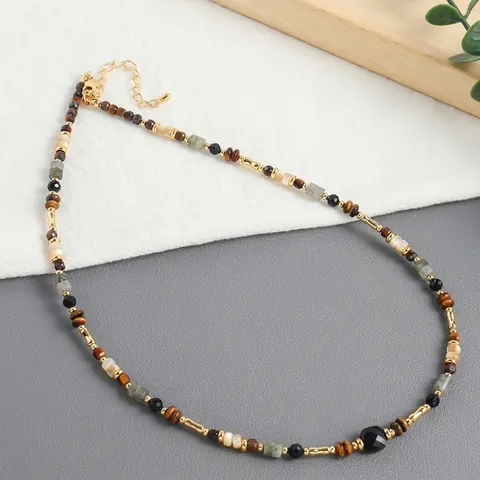 Collana di Perline in Pietra Naturale e Conchiglia Fatta a Mano per Donna Gioielli Choker Bohemian Etnici Pietra del Sangue