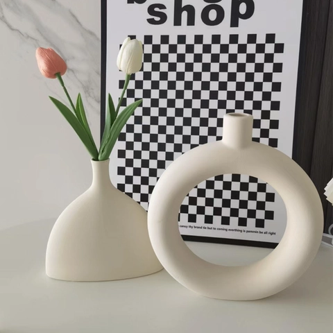 Abstract Ceramic Vase Minimalist Nordic Style Bisque Matte Black Geometric Decorative Vessel For Modern Home Living Room