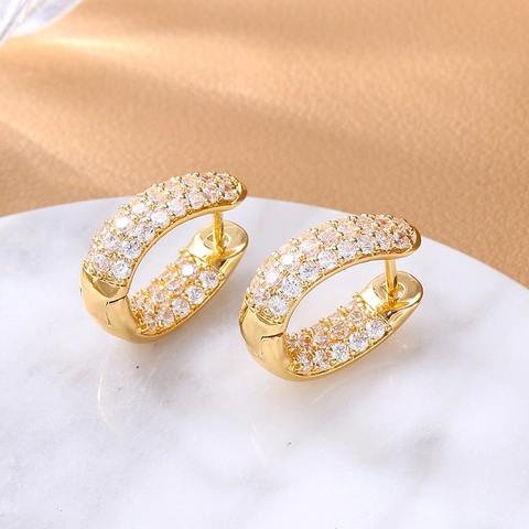 Mode Kupfer Pflaster-Strass Creolen Für Damen Vergoldet Geometrische U-Form Durchbohrte Ohrring Schmuck Geschenk