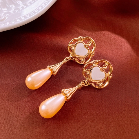 Vintage French Style Heart Drop Earrings With Teardrop Faux Artificial Pearl Alloy Jewelry For Women Steel Earring Post