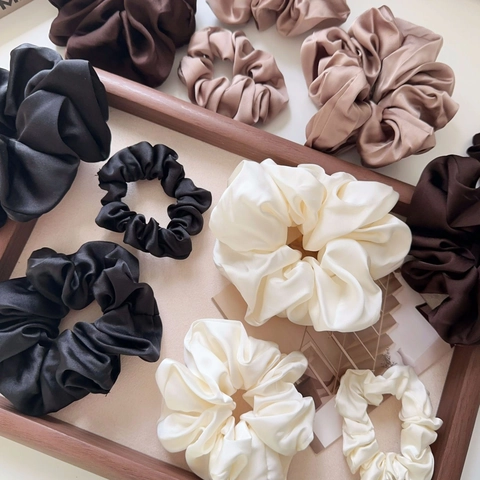 Grote Satijnen Satijnn Scrunchies Elastische Haarbanden Paardenstaarthouder Vintage Franse Geplooide Haaraccessoires Vrouwen