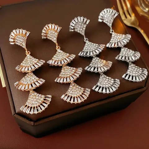 Fan Shaped Long Dangle Alloy Rhinestone Earrings With Silver Earring Post Elegant Party Luxury Jewelry For Women