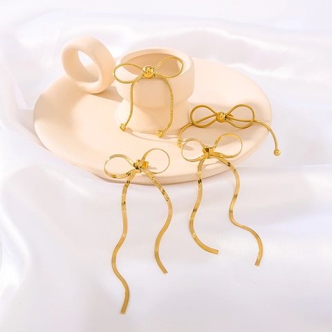 Pendientes Largos Con Lazo Y Borla Cadena De Serpiente Plana Acero Inoxidable Chapado En Oro De 18K Para Mujer