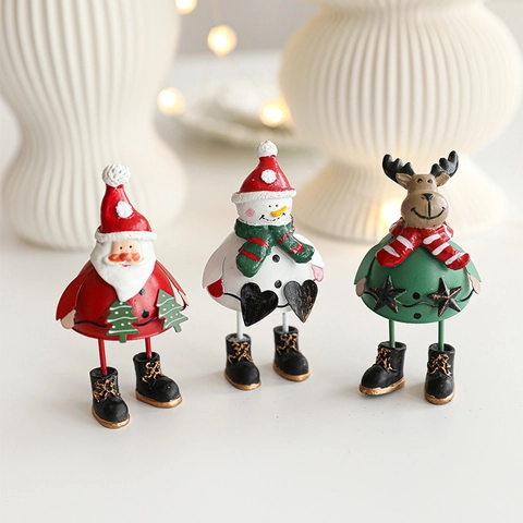 Christmas Iron Art Ornaments Metal Pendants Santa Claus Snowman Reindeer Hand Painted Festive Home Decor Hanging Decor