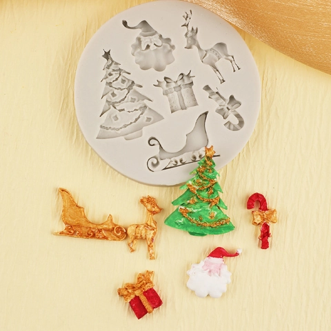 Christmas Silicone Cake Mold Santa Claus Reindeer Tree Sleigh Fondant Chocolate DIY Baking Tools Round Kitchen Decor