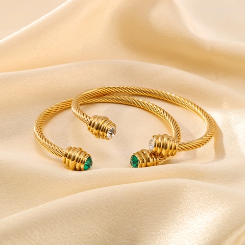 18K Vergulde Roestvrijstalen Open Bangle Gedraaide Kabel Armband Met Groene Witte Zirkonia Sieraden Voor Dames