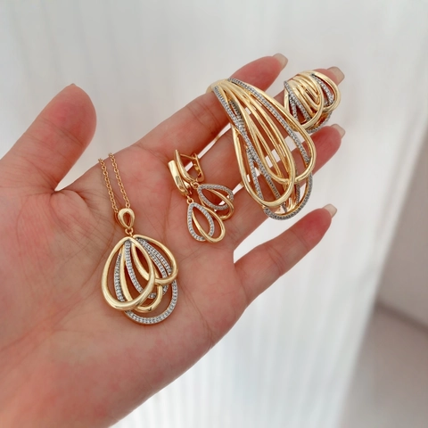 Kupfer 18K Vergoldet Zirkon Halskette Ohrringe Ring Armband Wassertropfen Hohl Schmuck Für Damen