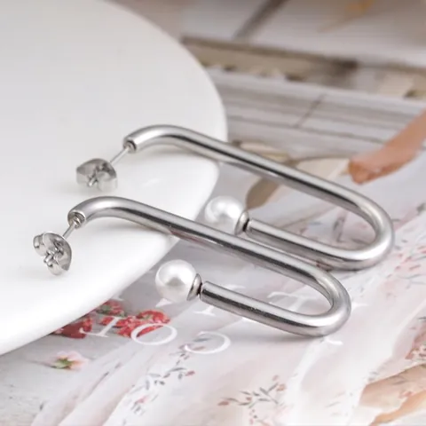 Pendientes de Botón de Acero de Titanio con Perla Artificial en Forma de U Minimalistas Franceses para Mujer Joyas de Moda