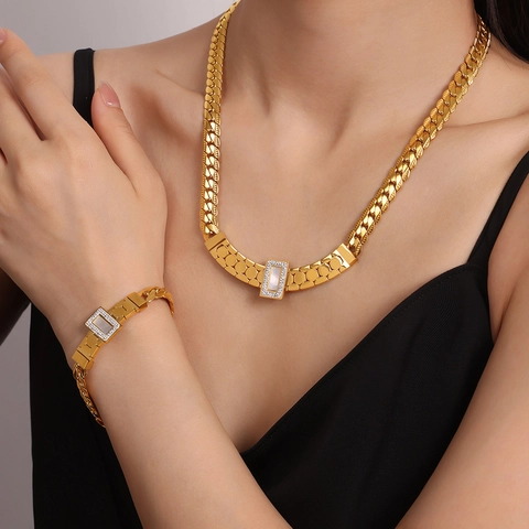 Vintage Stainless Steel Square Pendant Necklace Bracelet Jewelry For Women Gold Silver Plated Rhinestone Artificial Pearl Accessory