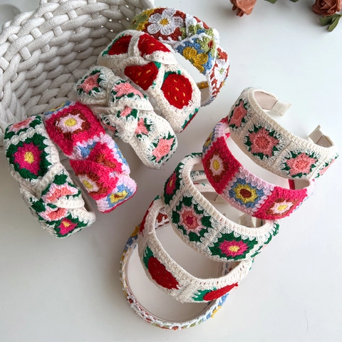 Knitted Flower Headbands For Women Handmade Crocheted Knotted Hair Bands Summer Vacation Strawberry Pattern Fresh Style