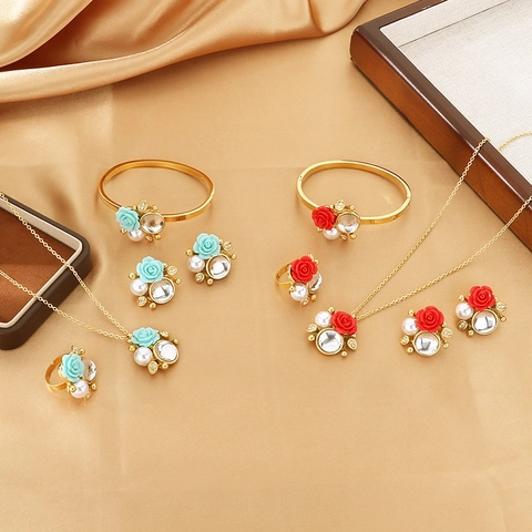 Gioielli In Acciaio Inossidabile Rosa Collana Bracciale Orecchini Anello Perla Artificial Zircone Placcato Oro Elegante Per Donne